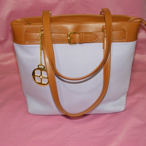 IMAN Handbags - Lavender Canvas Purse NWT